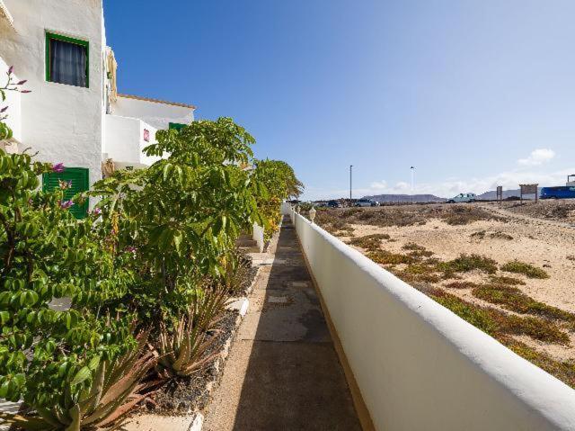 Apartamento Nire Lula en la misma playa Cotillo Exterior foto