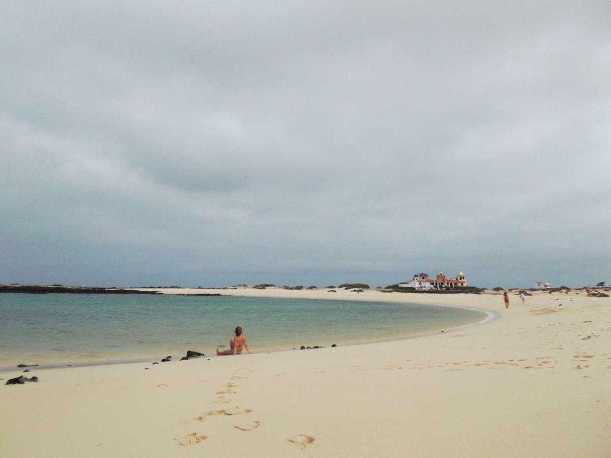 Apartamento Nire Lula en la misma playa Cotillo Exterior foto
